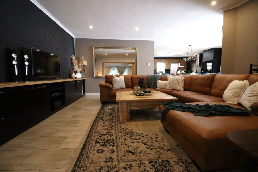 4 Bedroom Property for Sale in Sherwood Eastern Cape